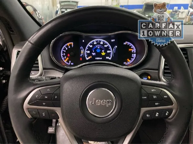Jeep Grand Cherokee photo 23