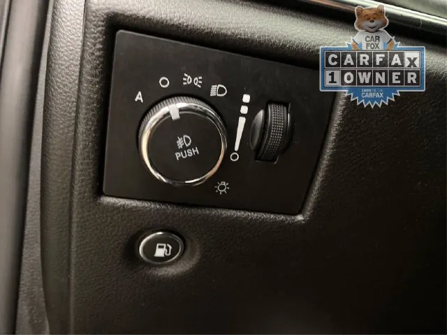 Jeep Grand Cherokee photo 24