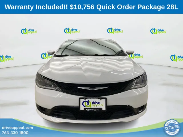 Chrysler 200 photo 3