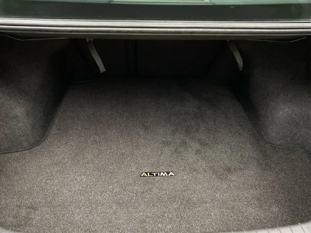 Nissan Altima photo 14