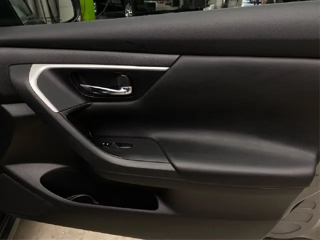 Nissan Altima photo 26