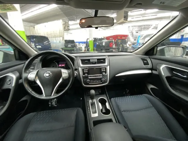 Nissan Altima photo 27