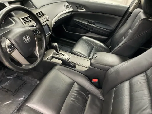 Honda Accord photo 10