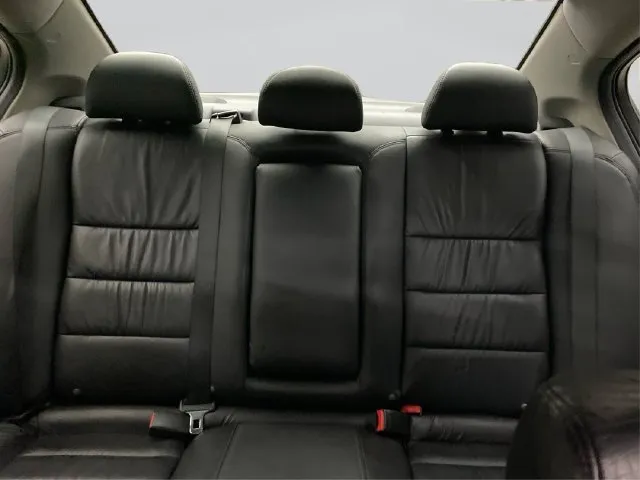 Honda Accord photo 20