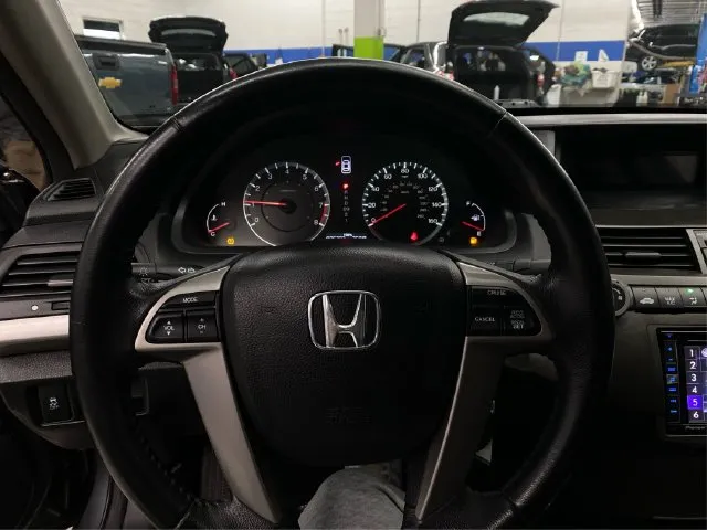 Honda Accord photo 22
