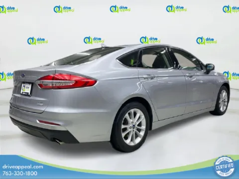 More photos of 2020 Ford Fusion SE at Drive Appeal Anoka, MN