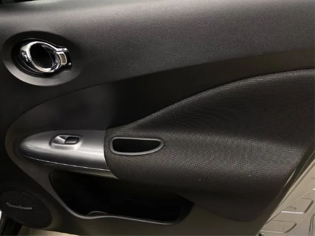 Nissan Juke photo 28