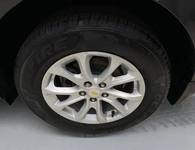 Chevrolet Equinox photo 18