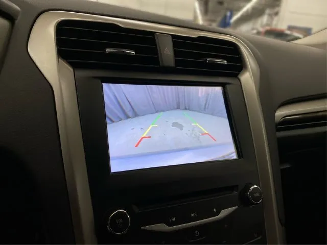 Ford Fusion photo 30