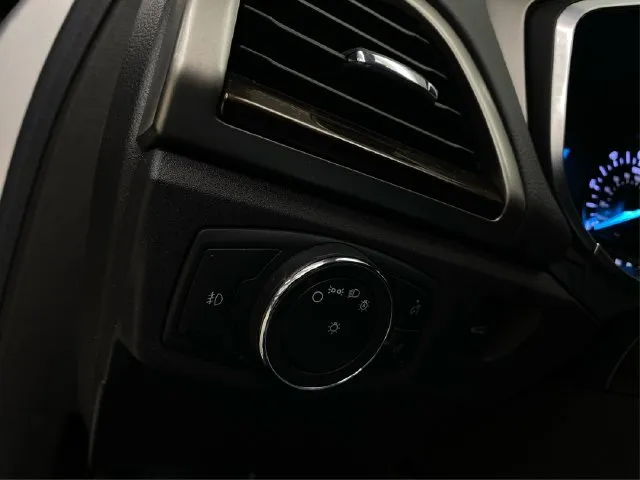 Ford Fusion photo 23
