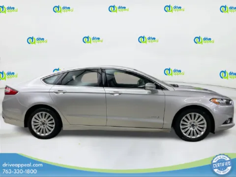 More photos of 2013 Ford Fusion Hybrid SE at Drive Appeal Anoka, MN