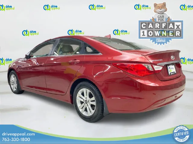 Hyundai Sonata photo 8
