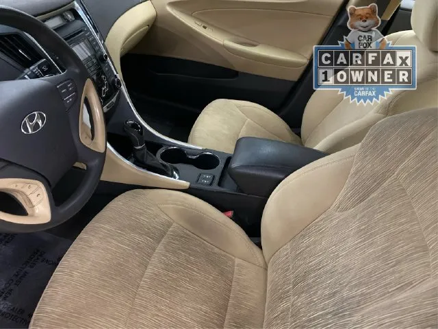 Hyundai Sonata photo 10