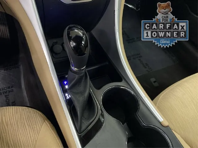 Hyundai Sonata photo 29