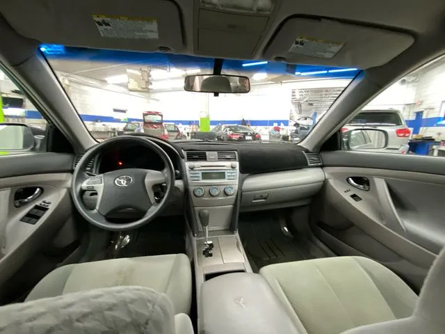Toyota Camry photo 27