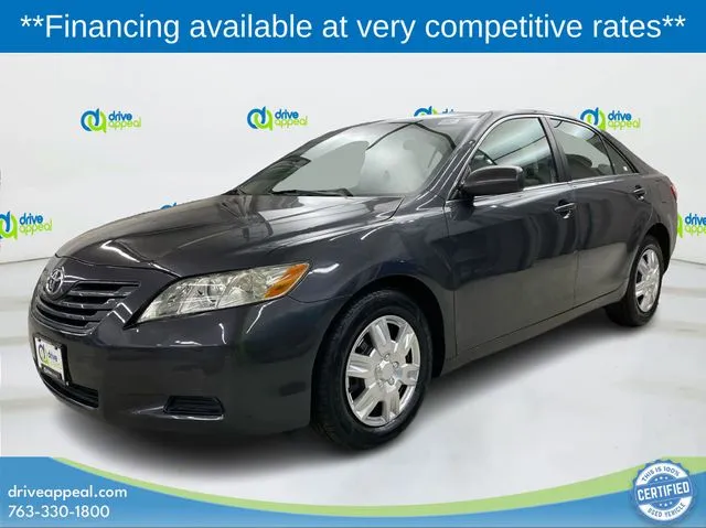 Toyota Camry photo 2