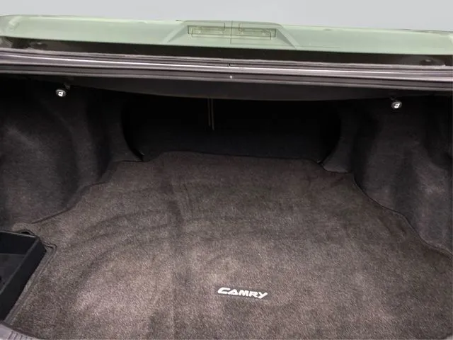 Toyota Camry photo 14