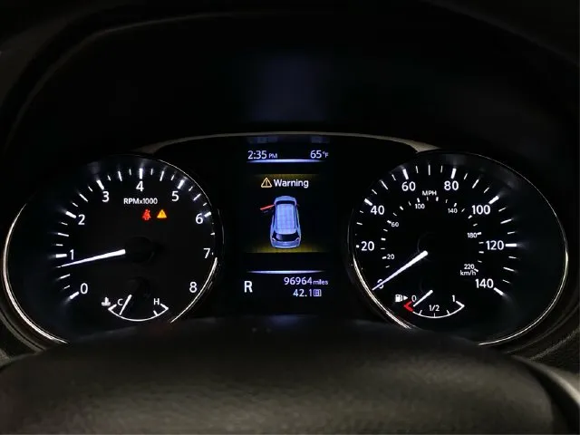 Nissan Rogue photo 22