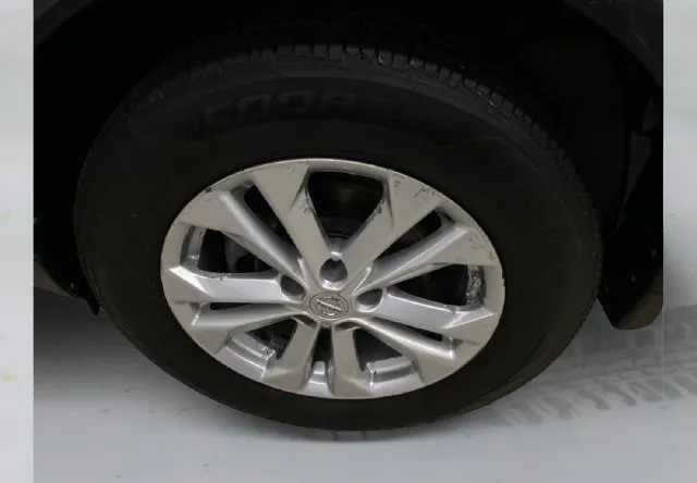 Nissan Rogue photo 20