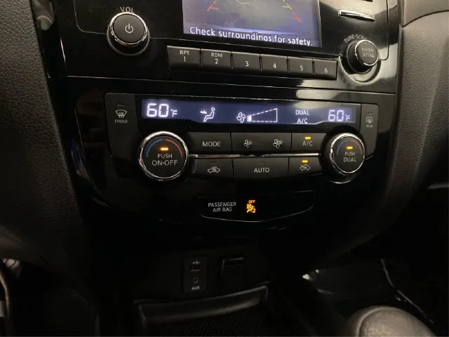 Nissan Rogue photo 33