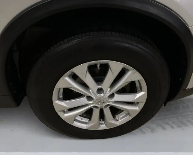 Nissan Rogue photo 17