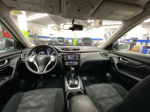Nissan Rogue photo 29