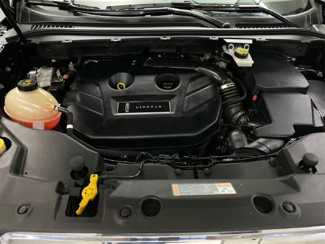 Lincoln MKC photo 13