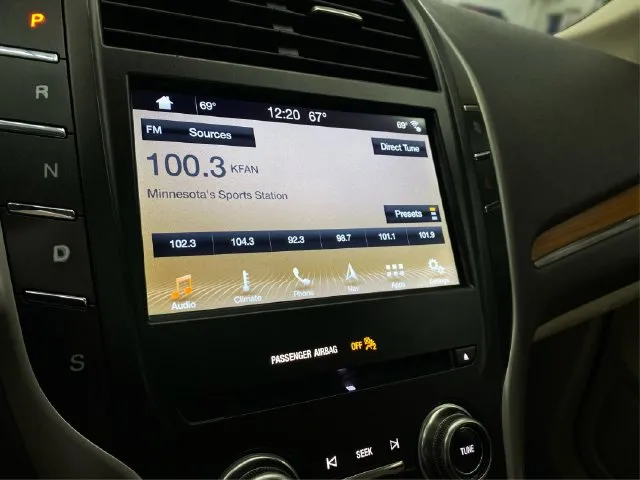 Lincoln MKC photo 31