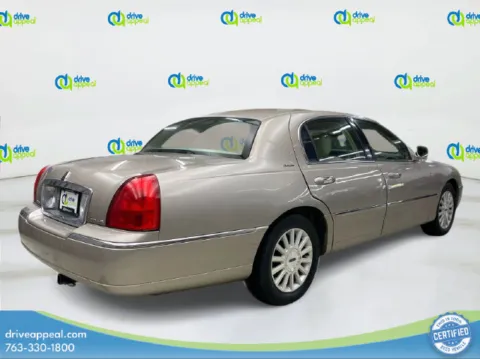 More photos of 2003 Lincoln Town Car Executive at Drive Appeal Anoka, MN