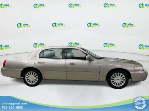 More photos of 2003 Lincoln Town Car Executive at Drive Appeal Anoka, MN