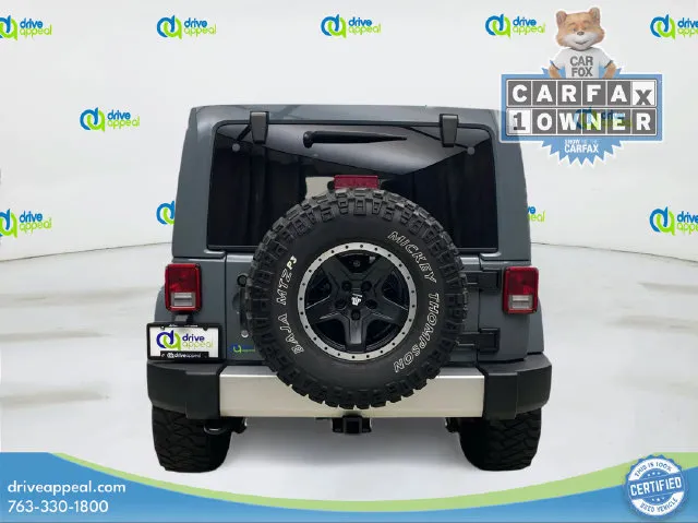 Jeep Wrangler photo 7