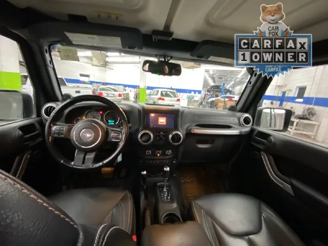 Jeep Wrangler photo 26
