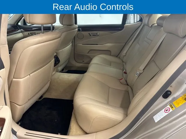 2013 Lexus LS 460 L photo 4