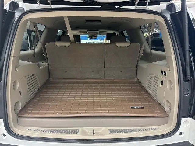 2017 Gmc Yukon XL Denali photo 3