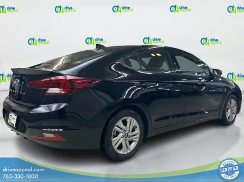 More photos of 2020 Hyundai Elantra SEL at Drive Appeal Anoka, MN