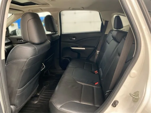 2016 Honda CR-V Touring photo 4