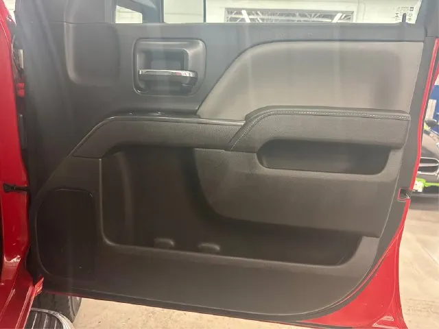 Chevrolet Silverado photo 27