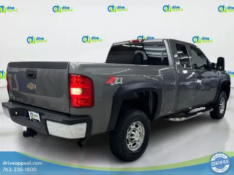 More photos of 2009 Chevrolet Silverado 2500HD LT at Drive Appeal Anoka, MN