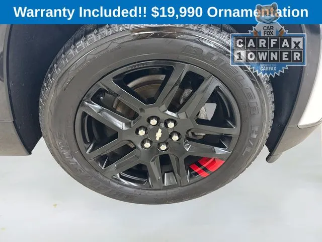 2019 Chevrolet Traverse Premier photo 2