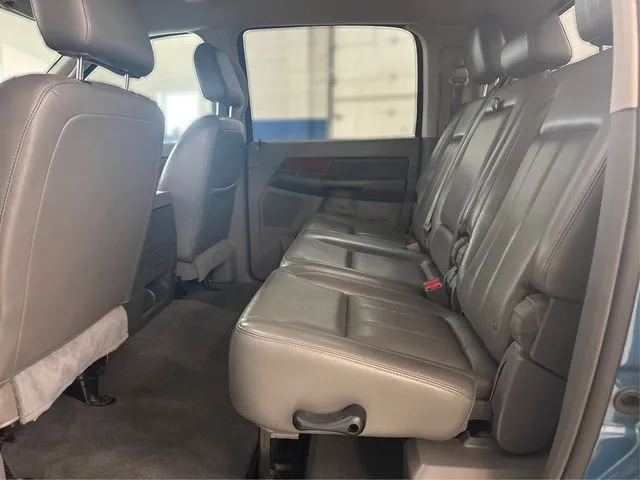 2006 Dodge Ram Laramie photo 4