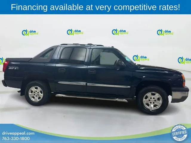 2004 Chevrolet Avalanche Base photo 2