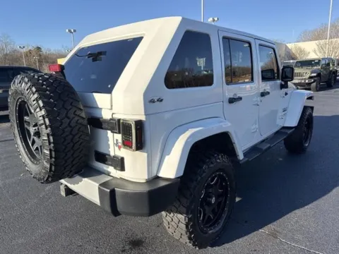 More photos of 2010 Jeep Wrangler Unlimited Sahara at Blackwell Kia, VA