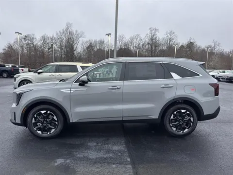 More photos of 2026 Kia Sorento S at Blackwell Kia, VA