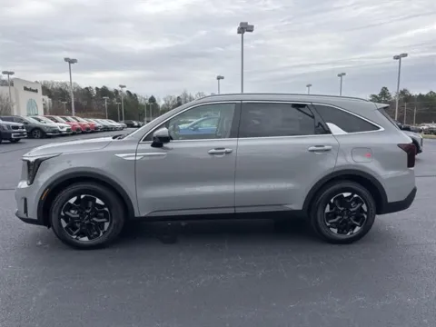More photos of 2026 Kia Sorento S at Blackwell Kia, VA