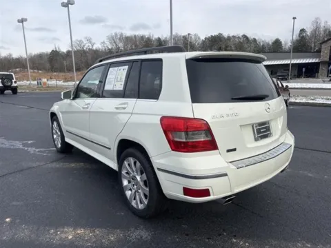 More photos of 2011 Mercedes-Benz GLK 350 4MATIC at Blackwell Kia, VA