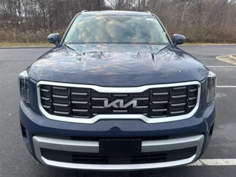 Photos of 2025 Kia Telluride S for sale in Danville, VA at Blackwell Kia