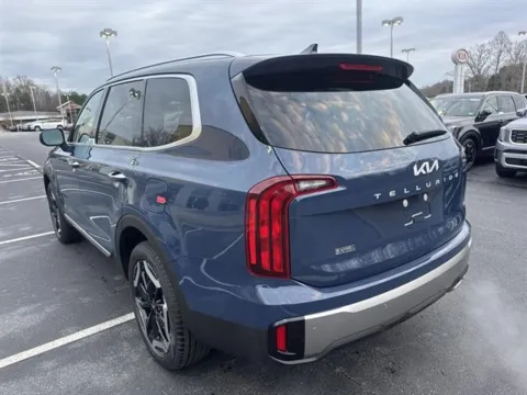 More photos of 2025 Kia Telluride S at Blackwell Kia, VA