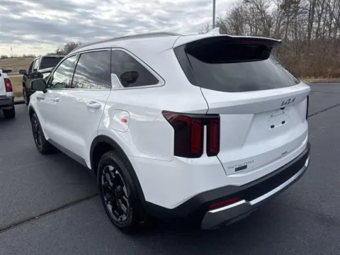More photos of 2026 Kia Sorento S at Blackwell Kia, VA