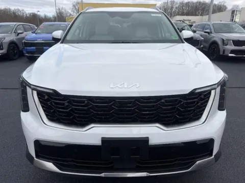 Photos of 2026 Kia Sorento S for sale in Danville, VA at Blackwell Kia