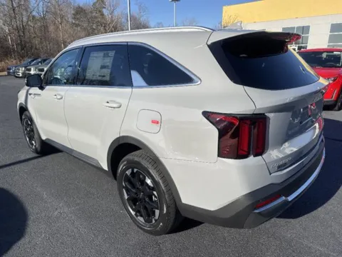 More photos of 2026 Kia Sorento S at Blackwell Kia, VA